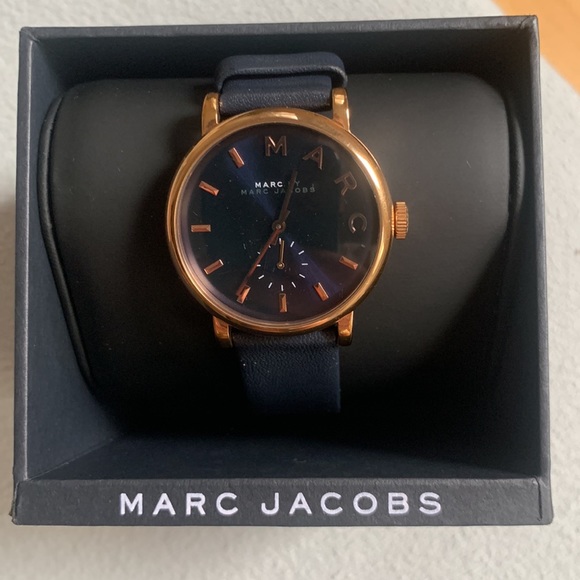 Marc by Marc Jacobs Women's MBM1329 Baker Stainless Steel Watch Navy LeatherBand - Picture 4 of 10